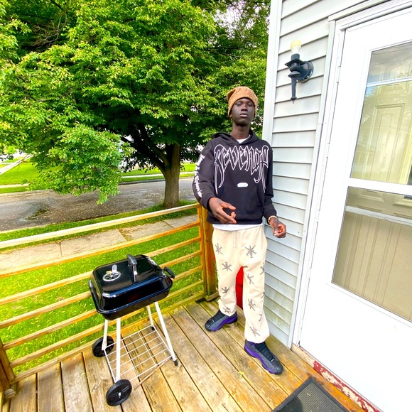 Meet your Posher, Solomon - Picture 1 of 1